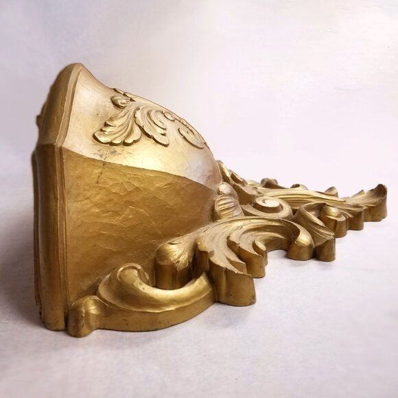 Vintage Gold Resin Wall Planter Pocket - Picture 4 of 7